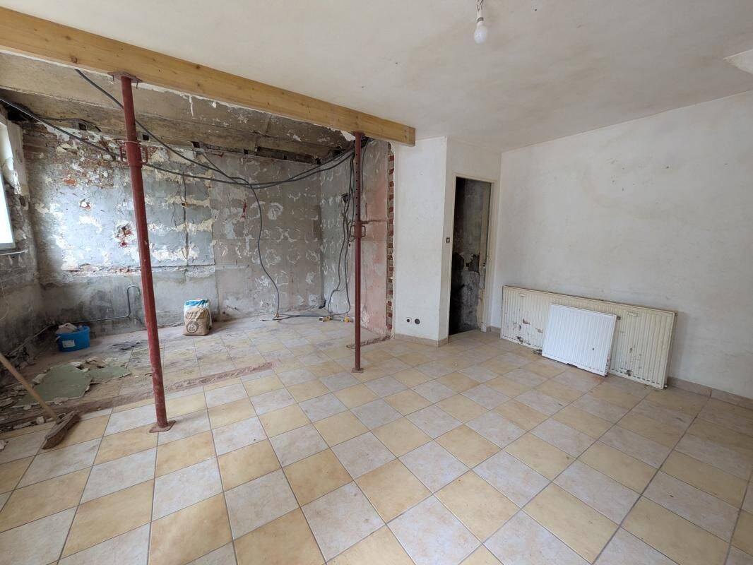 Maison 3 pièces 59 m² · à Escaudœuvres · 59 m² · 45 000 €