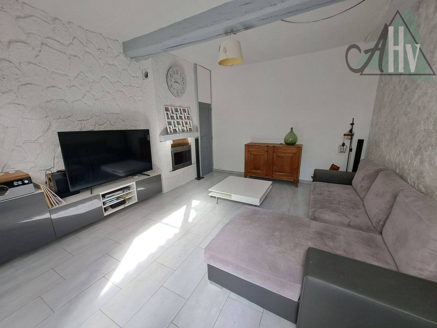 Maison 9 pièces 228 m² · à Chéroy · 228 m² · 173 000 €