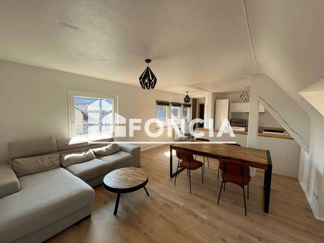 Appartement 3 pièces 100 m² · à Ammerschwihr · 99,7 m² · 900 €