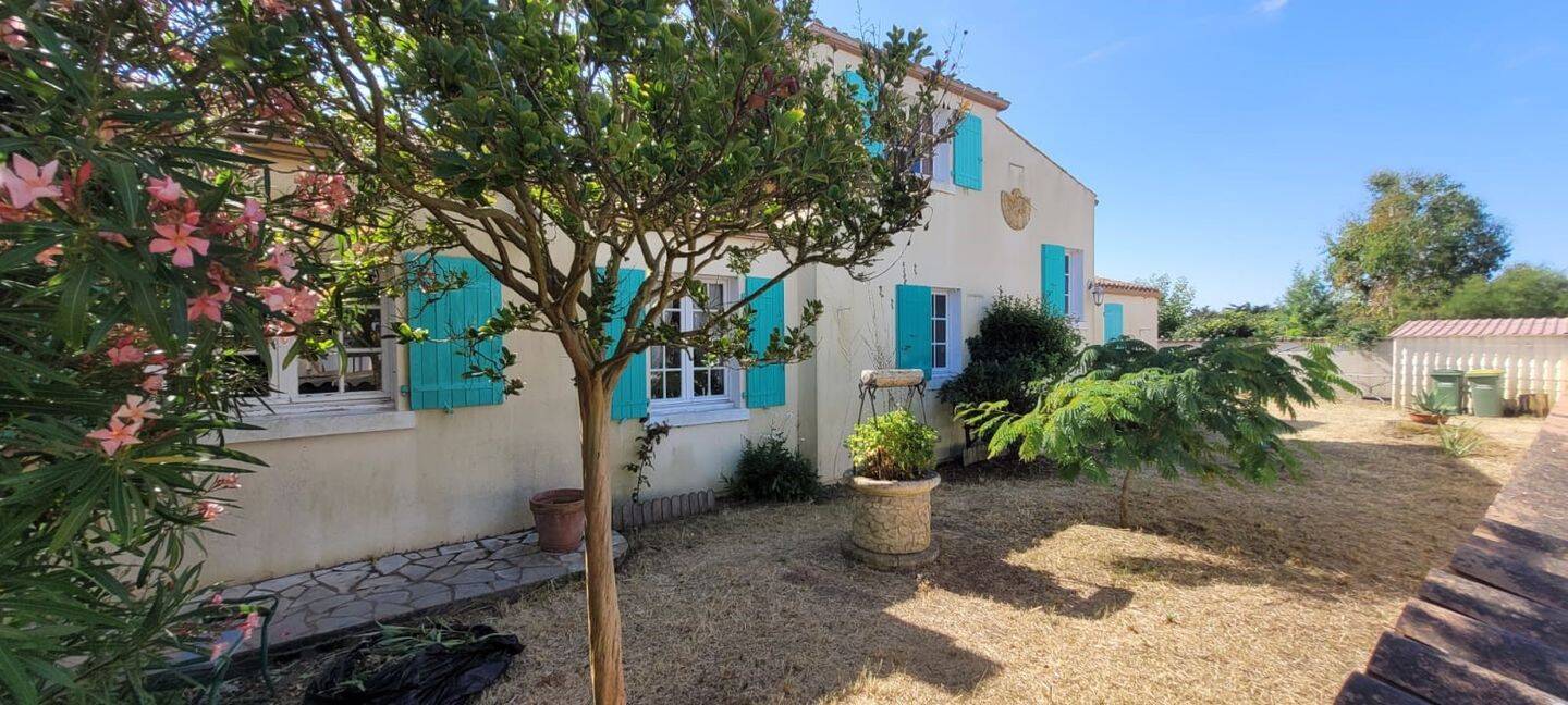 Maison 5 pièces 150 m² · à La Brée-les-Bains · 150 m² · 350 000 €