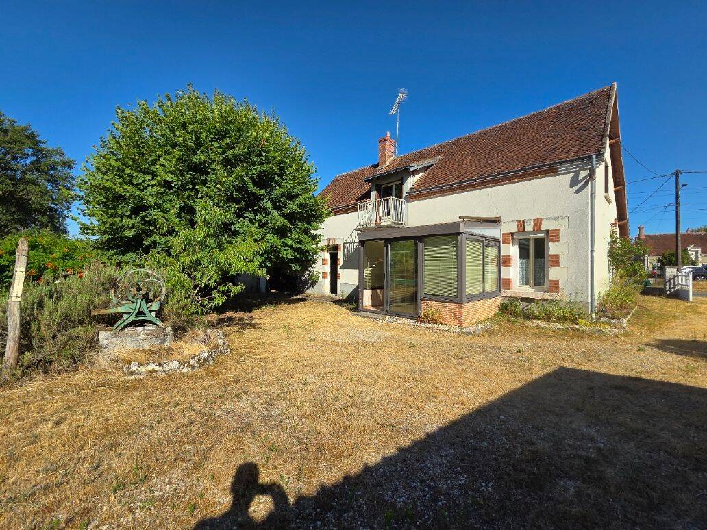 Maison 6 pièces 123 m² · à Gièvres · 123 m² · 108 000 €