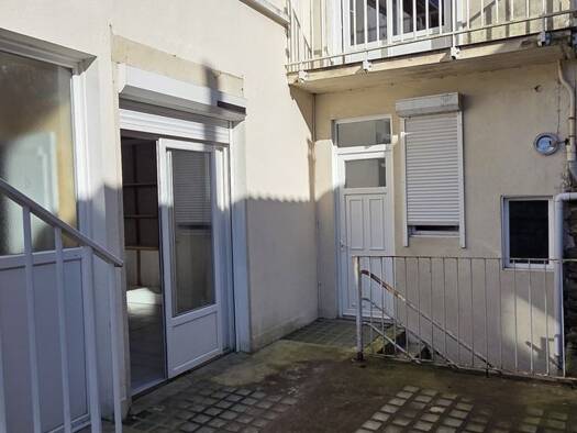 Immeuble à vendre 198 000 € 127 m² Gambetta Cholet 49300