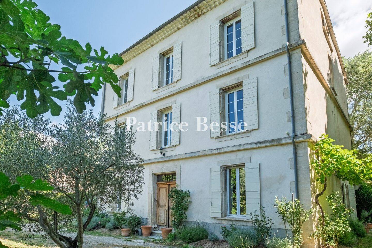 Maison 11 pièces 424 m² · à Manosque · 424 m² · 750 000 €