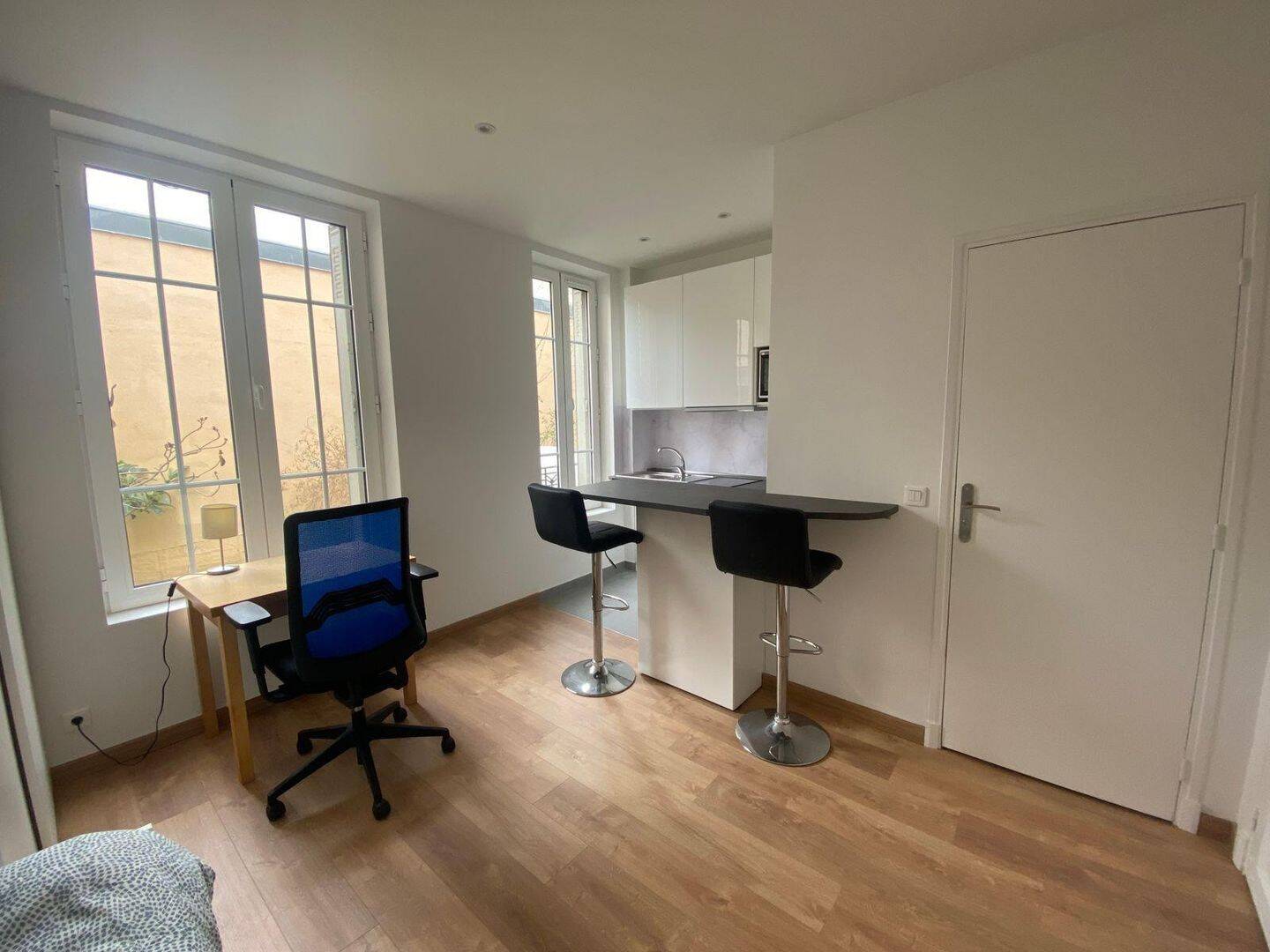 Appartement 1 pièce 17 m² · à Asnières-sur-Seine · 17 m² · 860 €