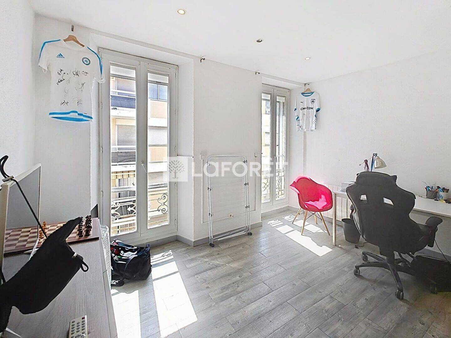 Appartement 1 pièce 28 m² · à Marseille 5ème Arrondissement · 28 m² · 139 100 €