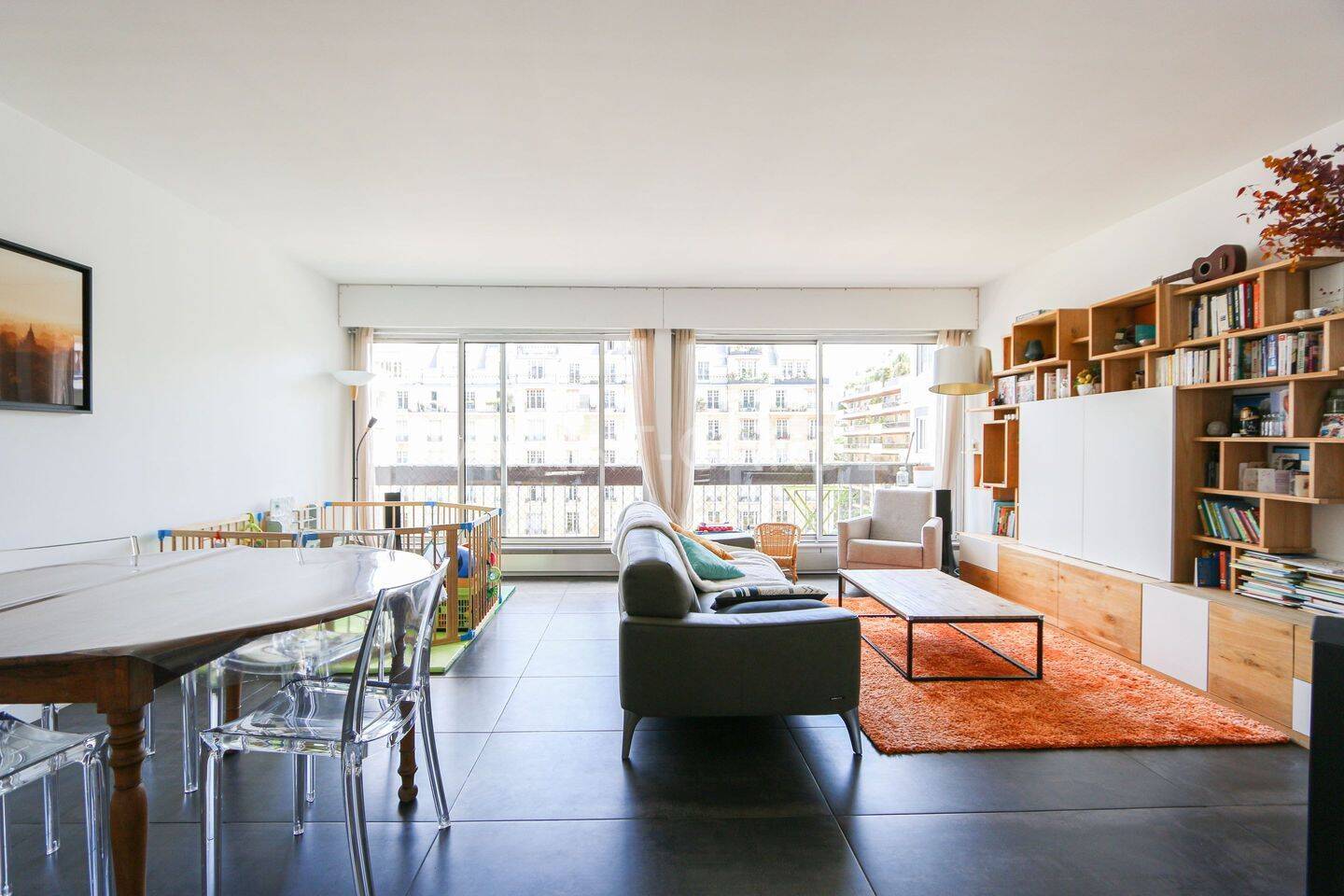 Appartement 3 pièces 81 m² · à Paris 15ème Arrondissement · 80,7 m² · 3 650 €