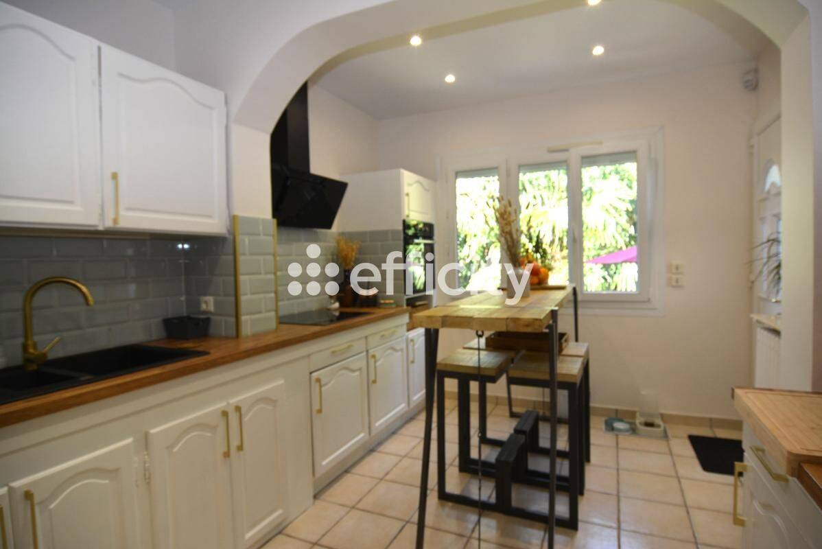 Maison 4 pièces 78 m² · à Villeneuve-le-Roi · 78 m² · 321 000 €