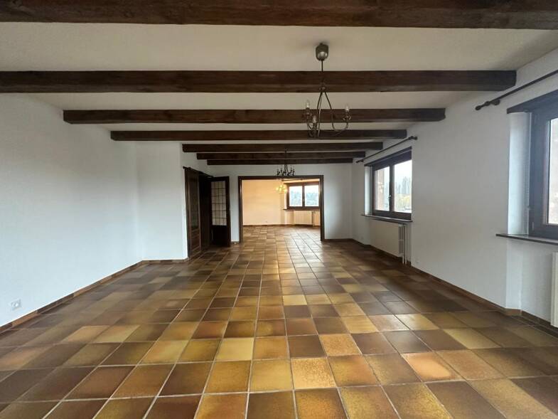 Appartement à louer 1 027 € 6 pièces 5 chambres 174 m² 2 étages Centre Saverne 67700