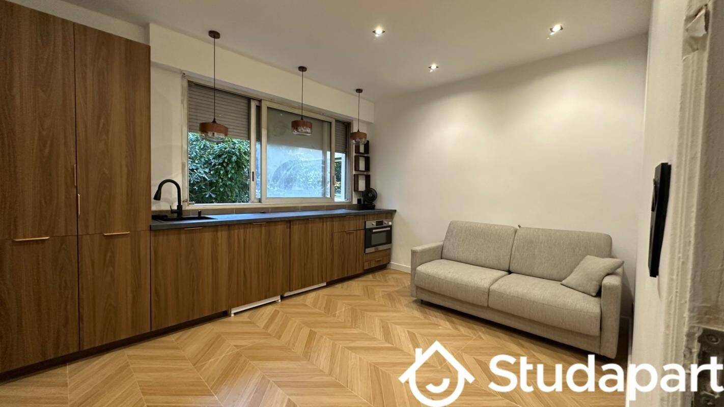Maison 1 pièce 18 m² · à Marseille 8ème Arrondissement · 18 m² · 1 150 €/mois