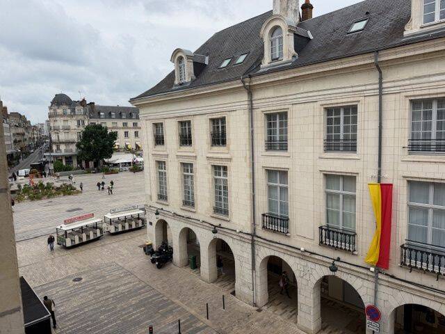 Appartement 3 pièces 65 m² · à Orléans · 64,6 m² · 212 000 €