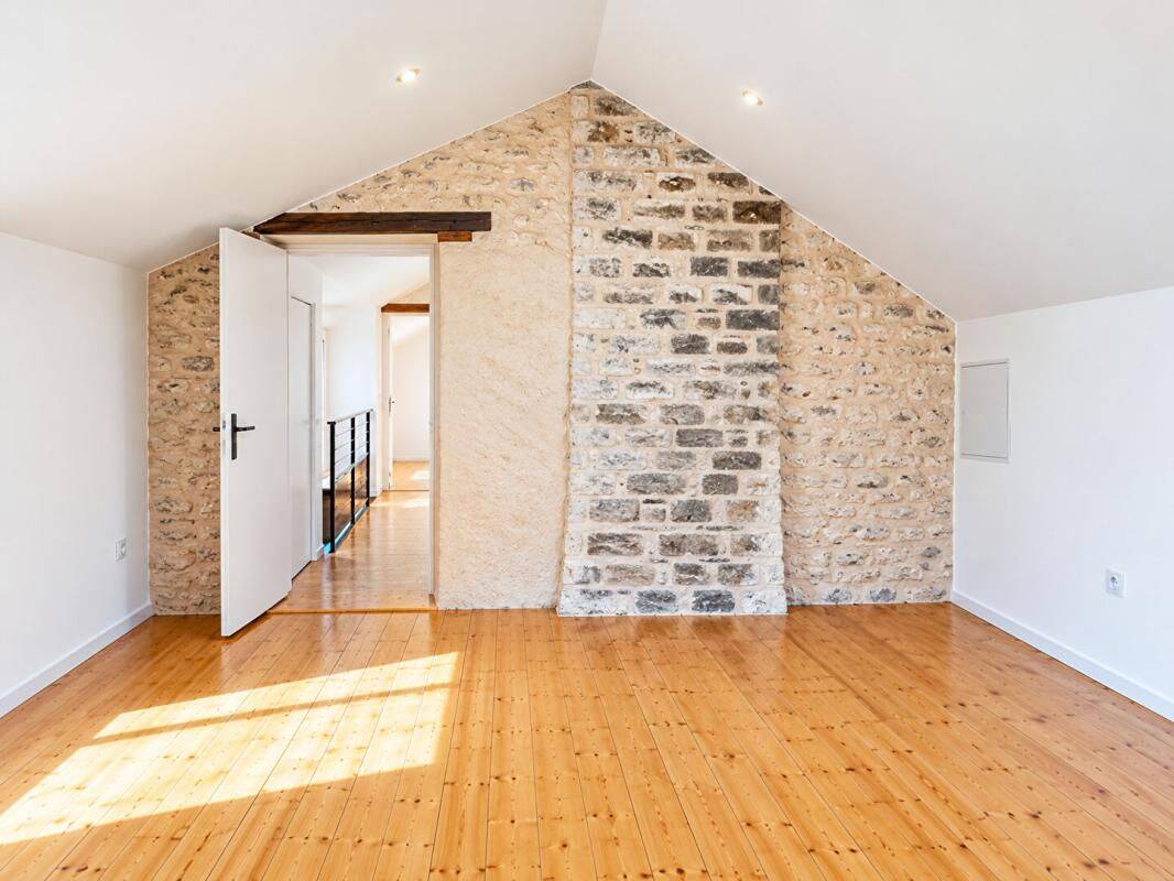 Maison 4 pièces 115 m² · à Vellexon-Queutrey-Et-Vaudey · 115 m² · 164 000 €