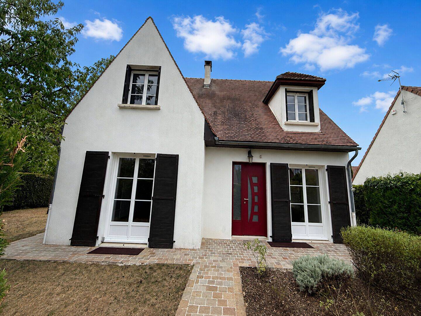 Maison 6 pièces 140 m² · à La Chapelle-en-Serval · 140 m² · 414 000 €