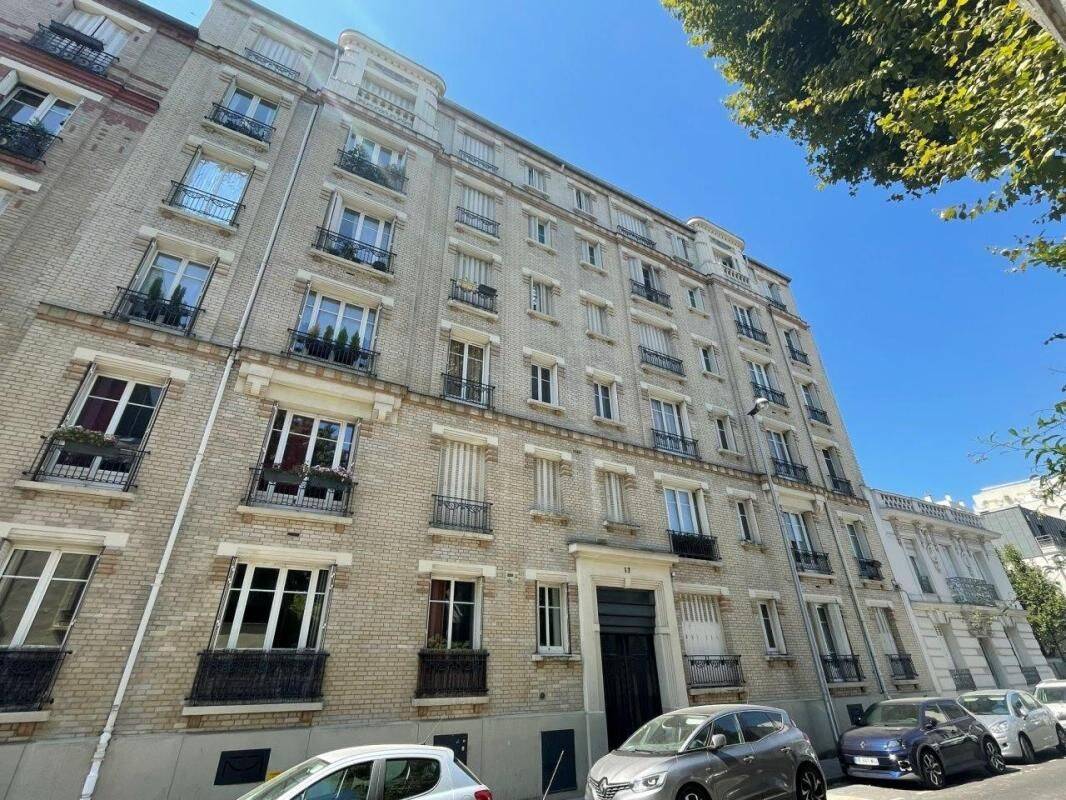 Appartement 2 pièces 43 m² · à Courbevoie · 43 m² · 1 136 €