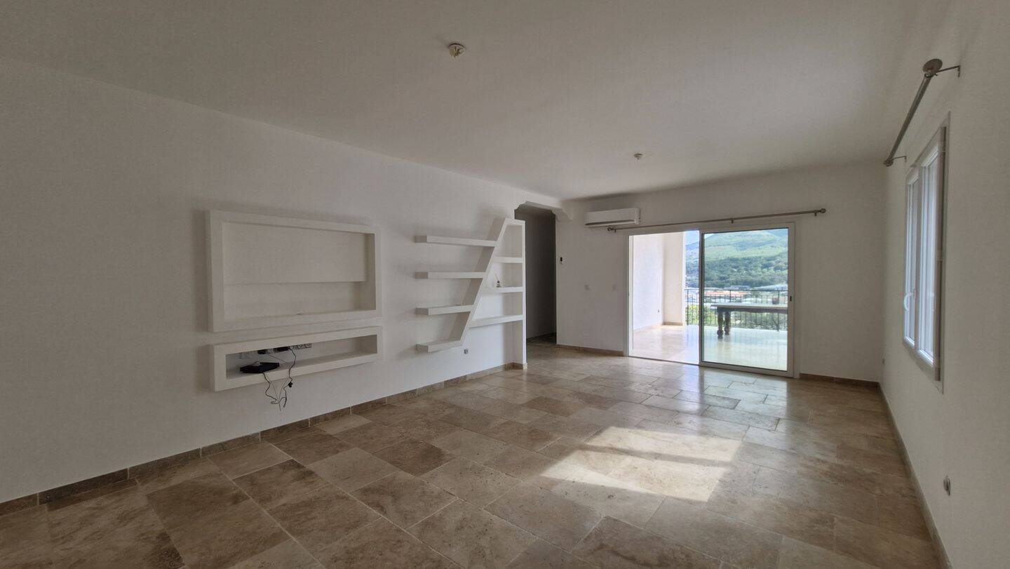 Appartement 5 pièces 95 m² · à Corte · 95 m² · 1 150 €/mois