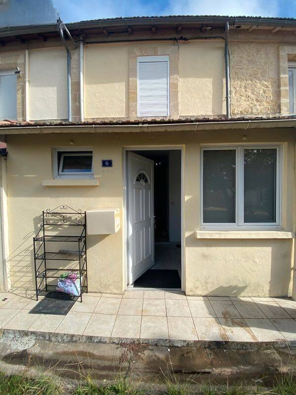 Maison 3 pièces 80 m² · à Saint-Yzan-de-Soudiac · 80 m² · 600 €/mois