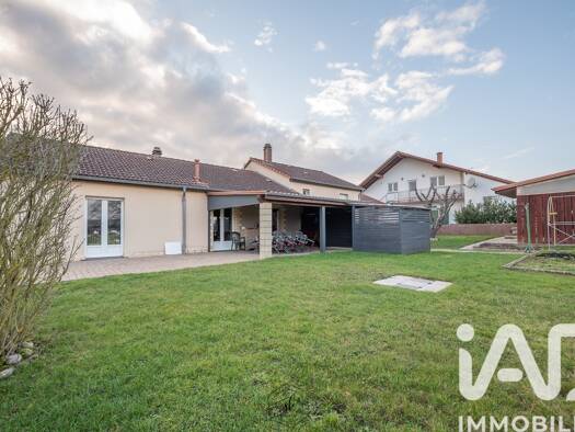 Maison de plain-pied à vendre 310 000 € 6 pièces 3 chambres 124 m² 786 m² de terrain Rémeling 57480