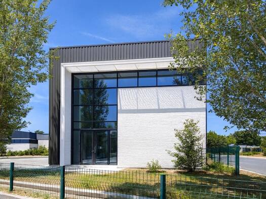 Local commercial à louer 4 167 € 505 m² de surface de vente Le Bourg Canéjan 33610