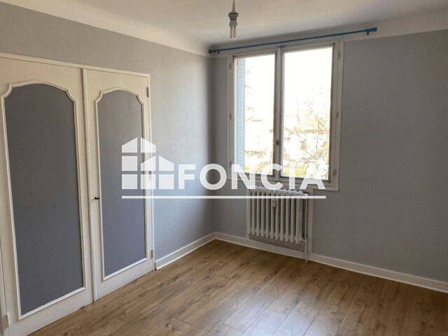Appartement 3 pièces 56 m² · à Aix-les-Bains · 56,3 m² · 747 €