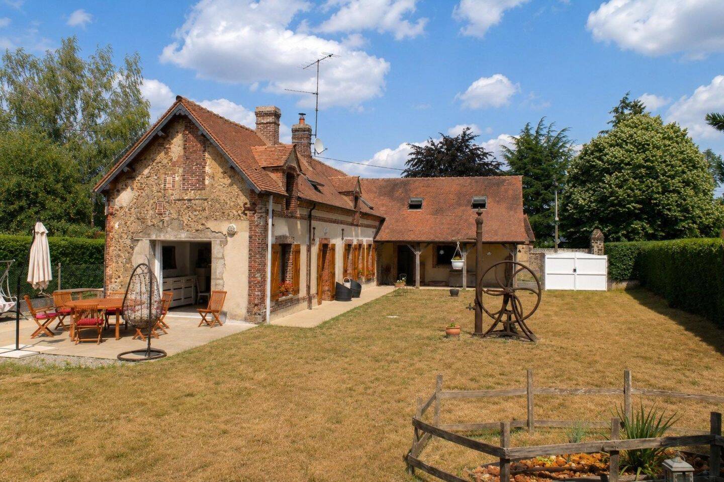 Maison 6 pièces 143 m² · à Crulai · 143 m² · 213 000 €