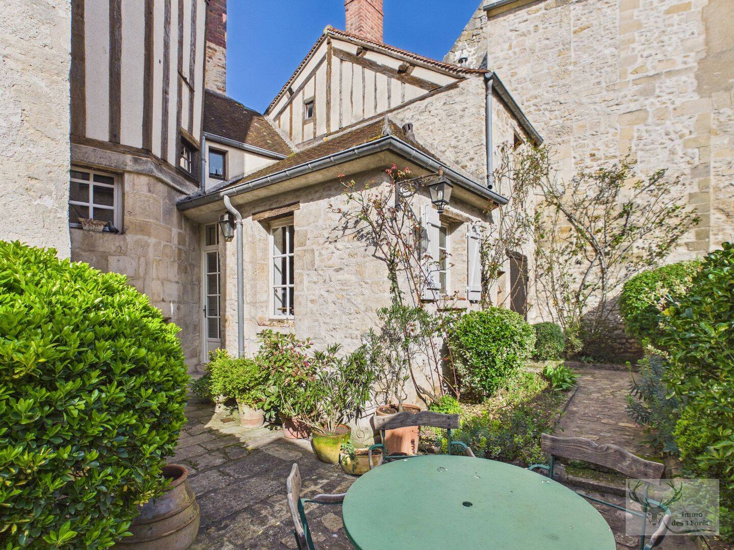 Maison 6 pièces 187 m² · à Senlis · 187 m² · 758 000 €