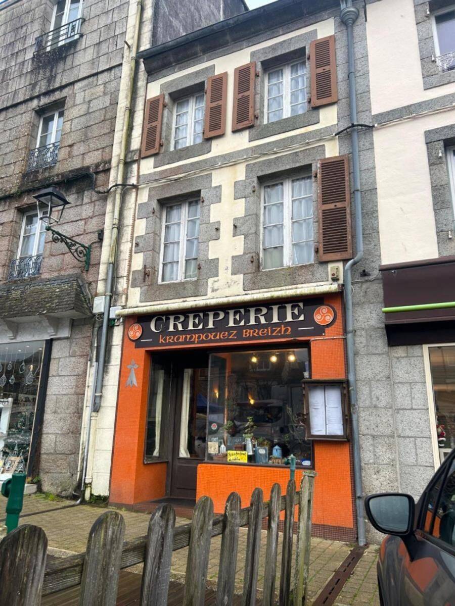 Maison 6 pièces 100 m² · à Huelgoat · 100 m² · 100 700 €