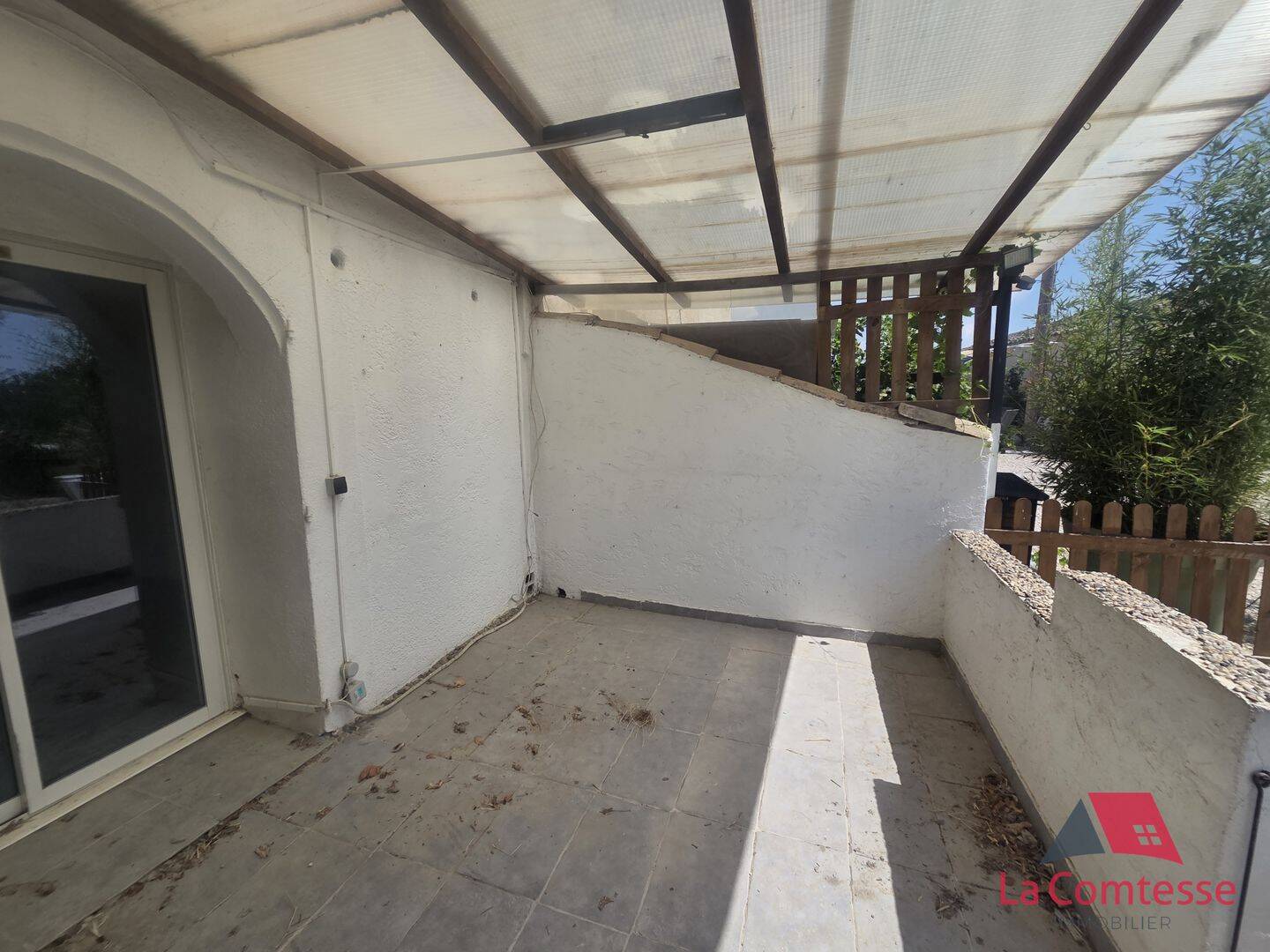 Appartement 3 pièces 91 m² · à Aix-en-Provence · 90,9 m² · 980 €