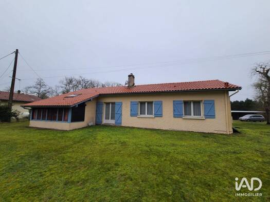 Maison en viager 86 800 € 5 pièces 3 chambres 146 m² 5 863 m² de terrain Luxey 40430