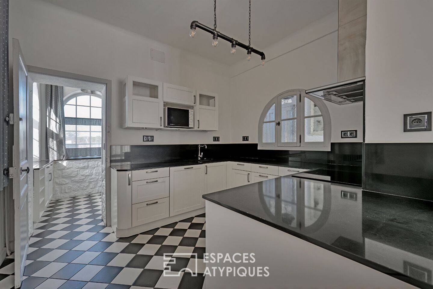 Maison 7 pièces 197 m² · à Frontignan · 197 m² · 599 000 €