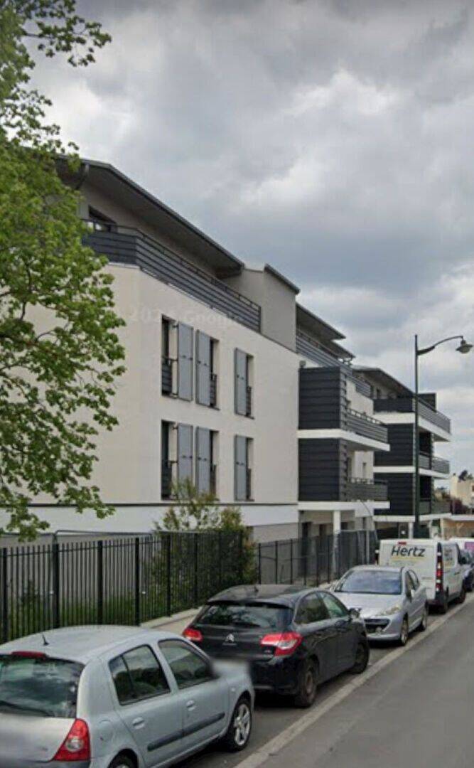 Appartement 4 pièces 95 m² · à Corbeil-Essonnes · 94,8 m² · 1 175 €/mois