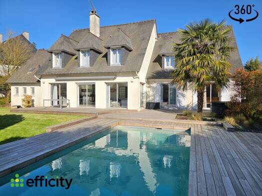 Pavillon à vendre 549 800 € 10 pièces 6 chambres 260 m² 2 900 m² de terrain Madeleine-Sermandiere Fougères 35300