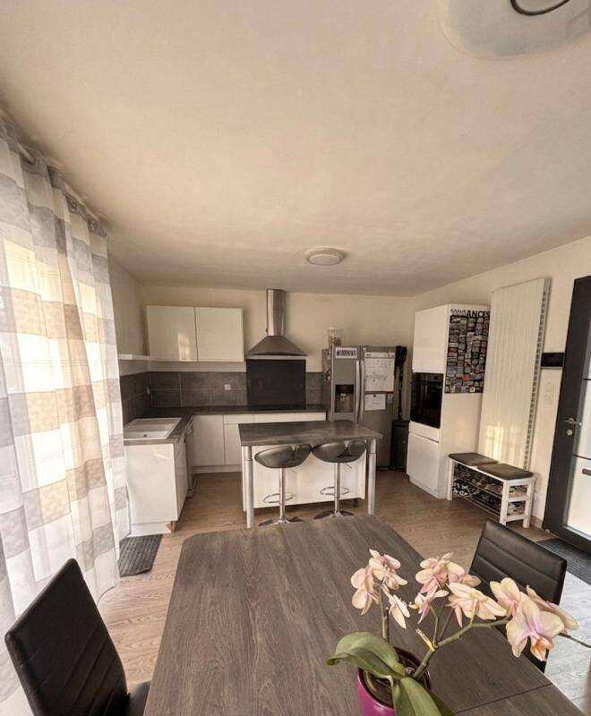 Maison 8 pièces 175 m² · à Condé-sur-Suippe · 175 m² · 326 000 €