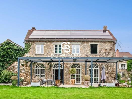 Maison à vendre 2 070 000 € 10 pièces 4 chambres 352 m² Feucherolles 78810