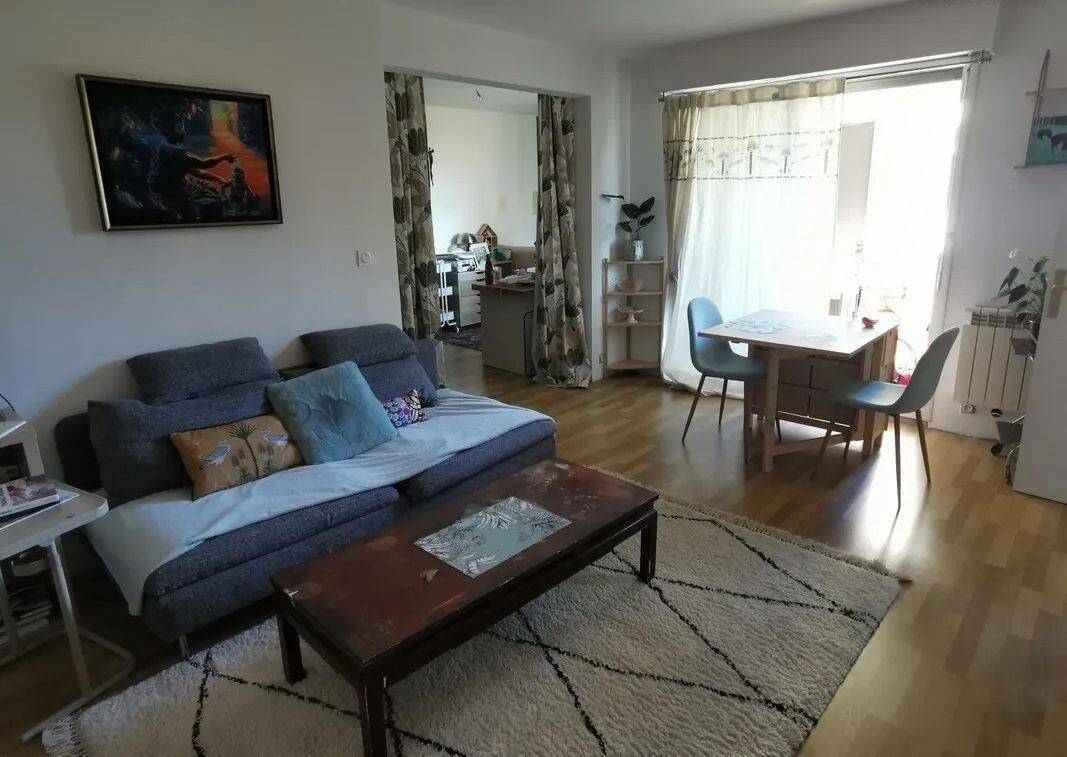 Appartement 1 pièce 52 m² · à Bordeaux · 52 m² · 550 €