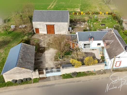 Maison à vendre 218 000 € 4 pièces 2 chambres 107 m² 2 728 m² de terrain Angerville 91670