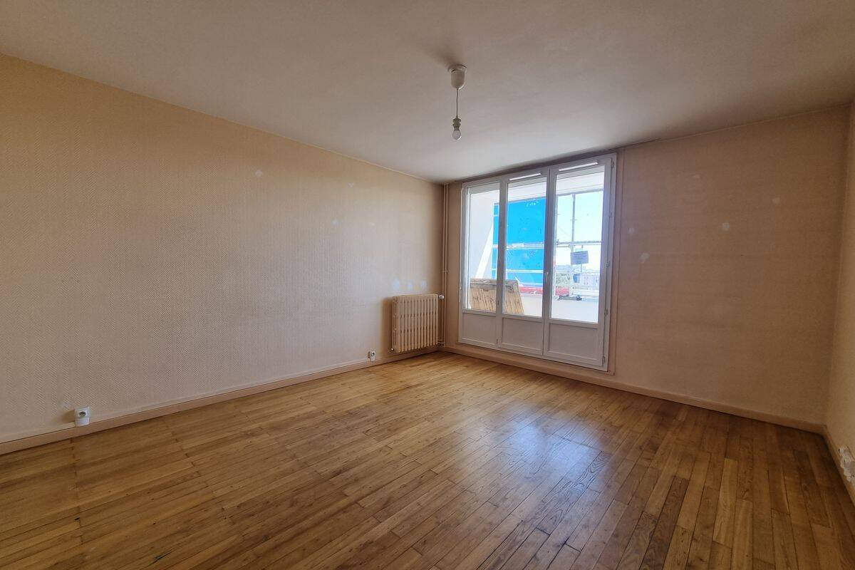 Appartement 3 pièces 72 m² · à Lyon 8ème Arrondissement · 72 m² · 183 000 €
