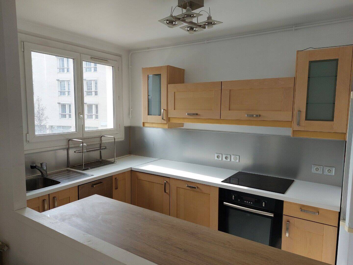 Appartement 2 pièces 42 m² · à Lyon 8ème Arrondissement · 42 m² · 842 €/mois