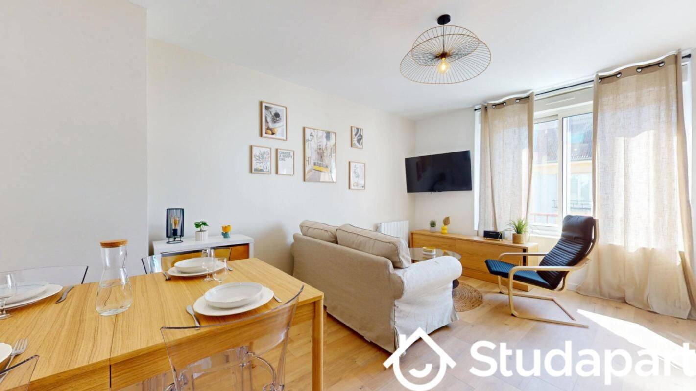1 pièce 9 m² · à Lorient · 9 m² · 410 €