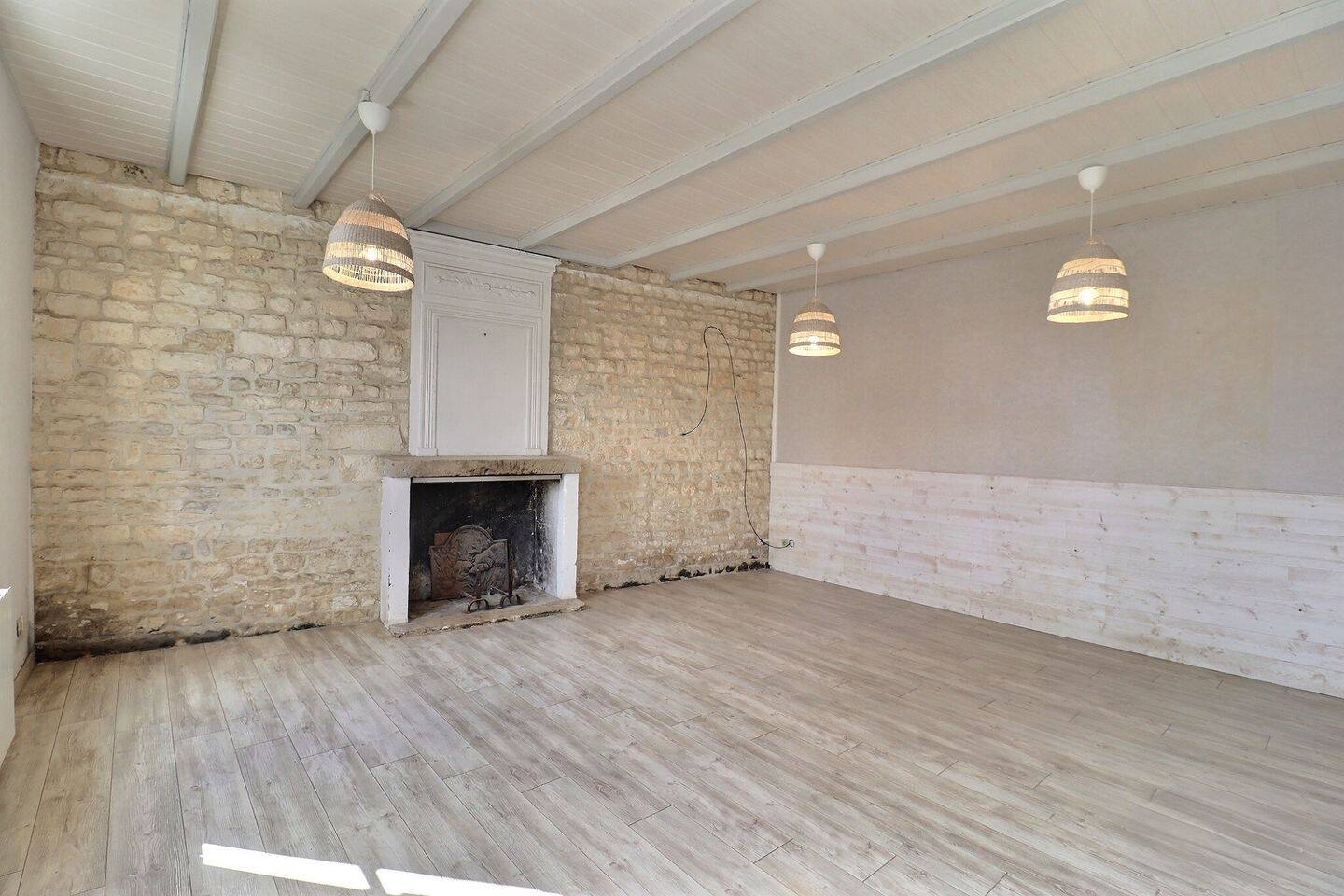 Maison 5 pièces 120 m² · à Saint-Georges-du-Bois · 120 m² · 140 000 €