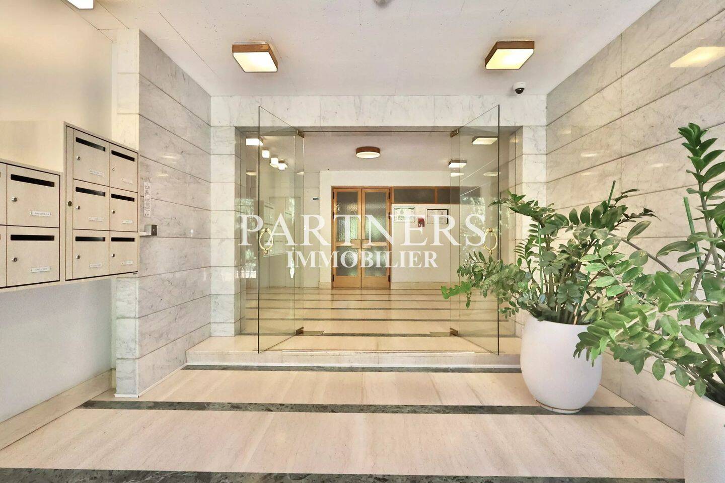 Appartement 3 pièces 91 m² · à Aix-en-Provence · 90,7 m² · 1 690 €