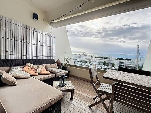 Appartement à vendre 339 000 € 2 pièces 1 chambre 34 m² RDC Sud Le Grau-du-Roi 30240