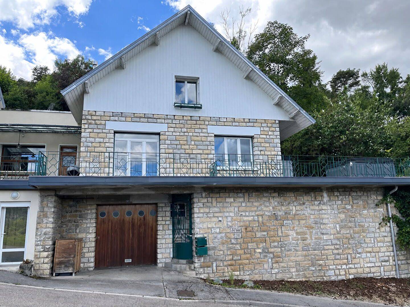 Maison 7 pièces 189 m² · à Besançon · 189 m² · 440 000 €