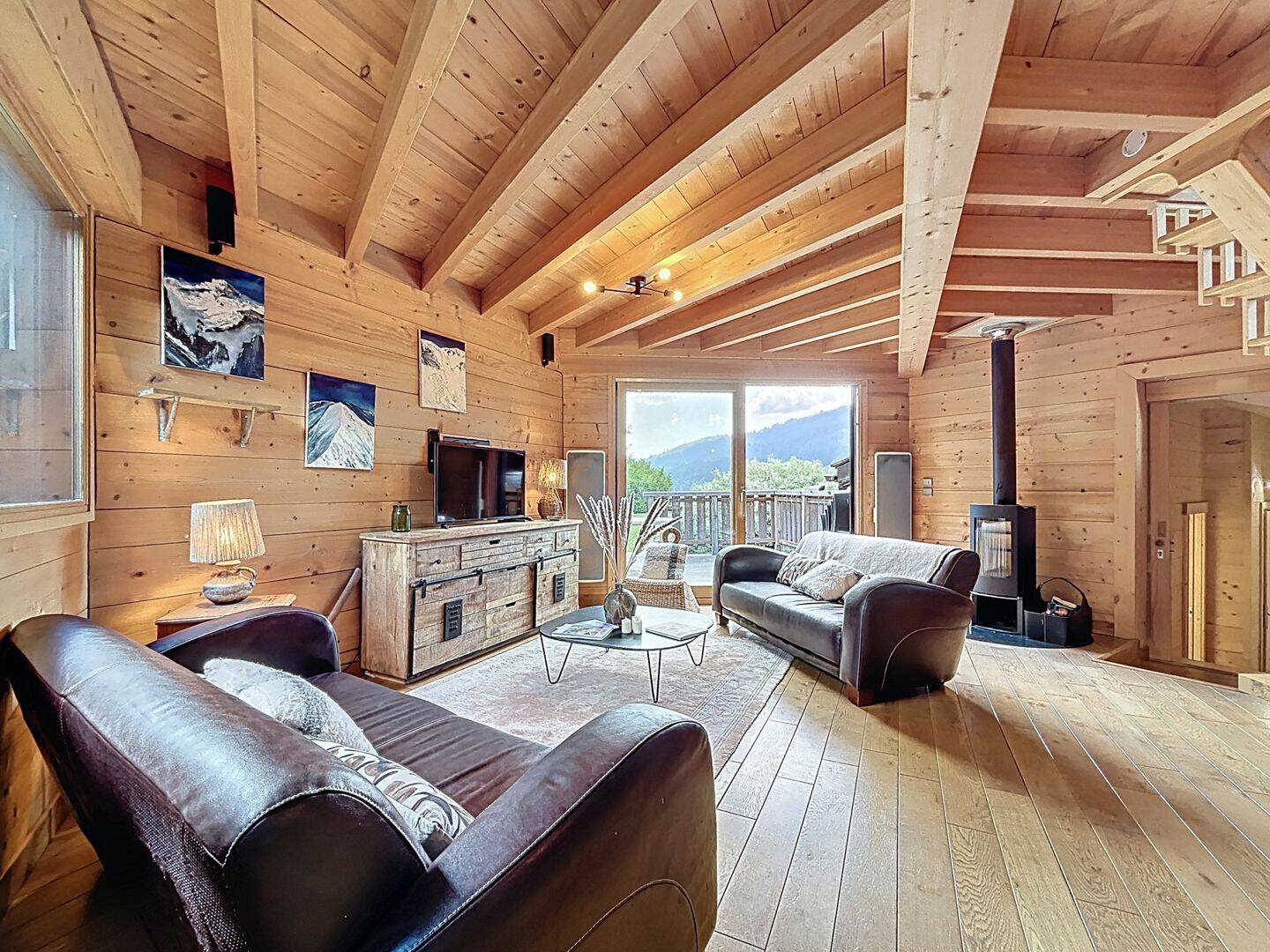 Maison 7 pièces 136 m² · à Les Gets · 136 m² · 990 000 €