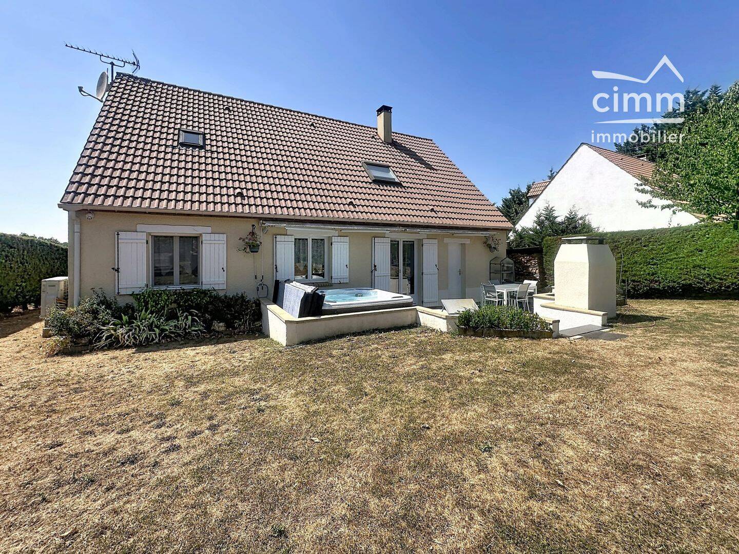 Maison 6 pièces 128 m² · à Fontenay-sur-Loing · 128 m² · 245 000 €