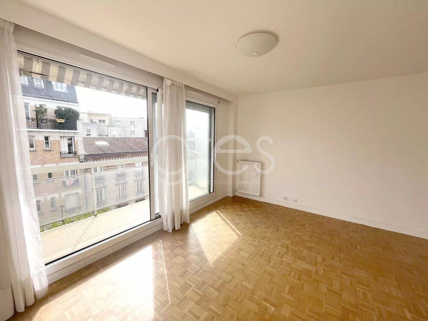 Appartement 1 pièce 27 m² · à Boulogne-Billancourt · 27,3 m² · 1 010 €