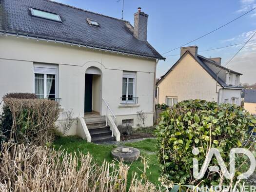 Maison de ville à vendre 158 000 € 4 pièces 2 chambres 77 m² 270 m² de terrain Centre Ville Pontivy 56300