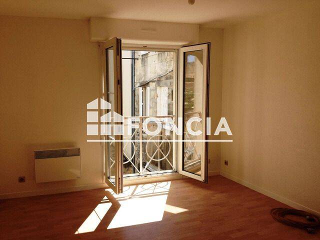 Appartement 1 pièce 23 m² · à Bordeaux · 22,6 m² · 527 €