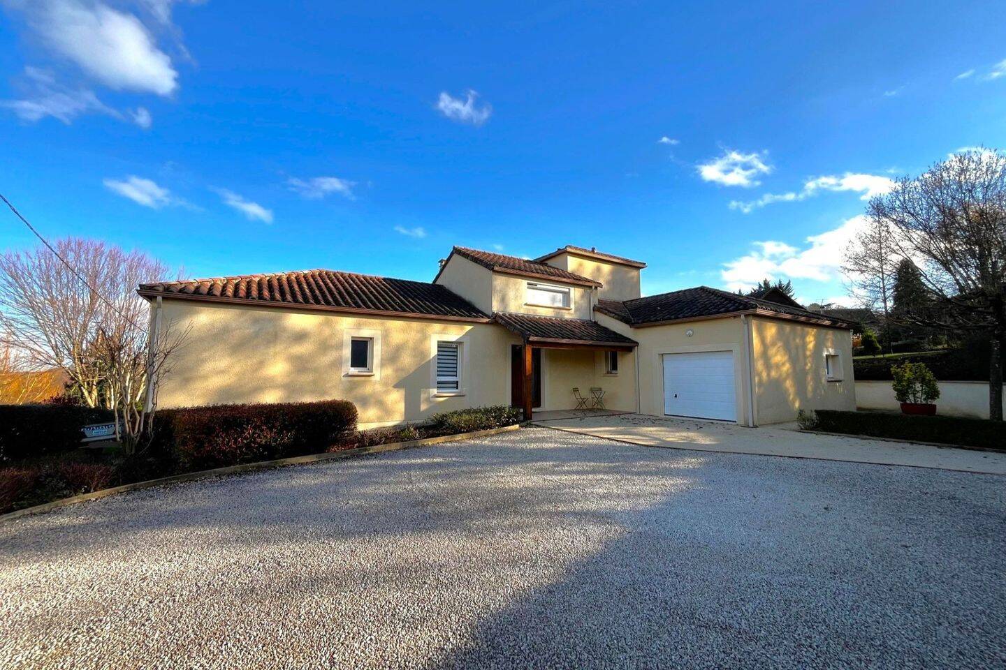 Maison 5 pièces 151 m² · à Gourdon · 151 m² · 440 000 €