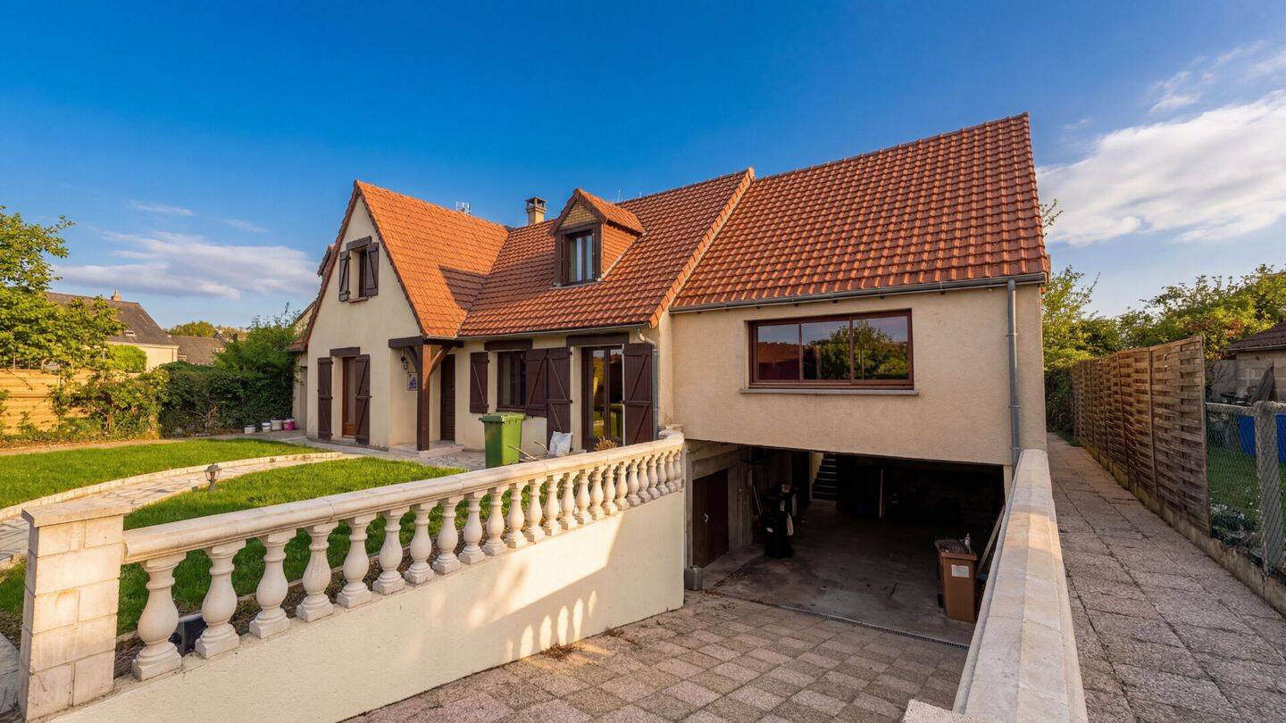 Maison 9 pièces 175 m² · à Joué-lès-Tours · 175 m² · 385 000 €