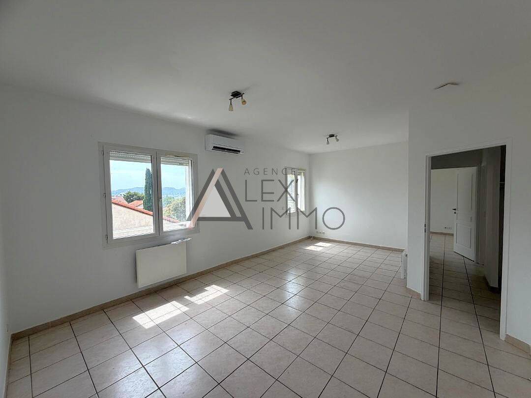 Appartement 3 pièces 74 m² · à Marseille 12ème Arrondissement · 73,8 m² · 950 €/mois