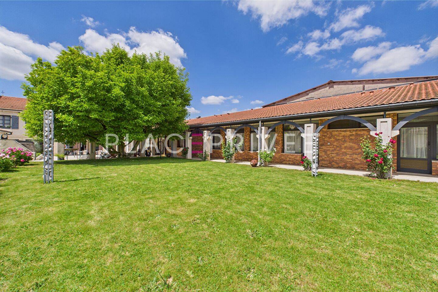 Maison 13 pièces 540 m² · à Flavigny-sur-Moselle · 540 m² · 850 000 €